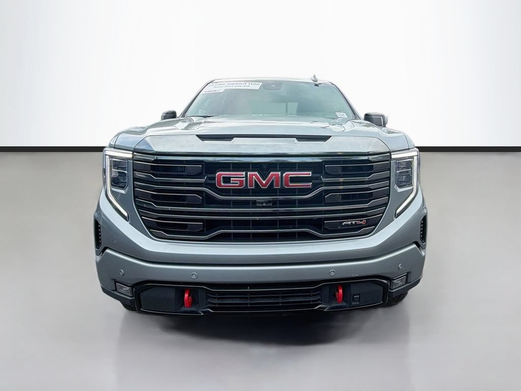 Used 2023 GMC Sierra 1500 AT4 w/ AT4 Preferred Package AWD/4WD image 2