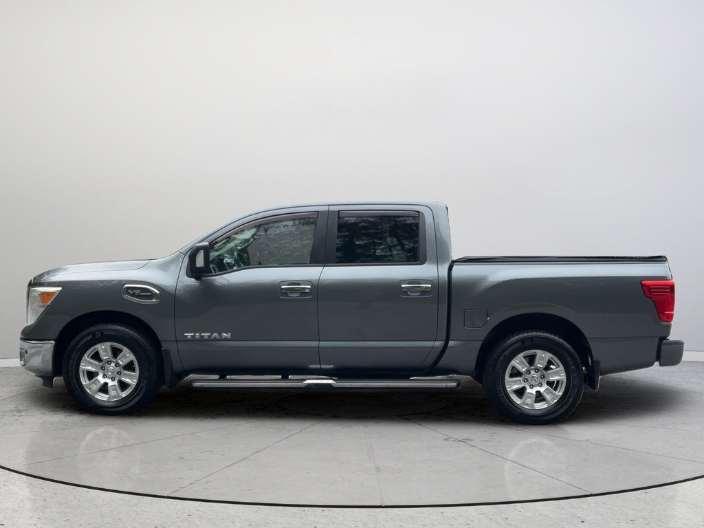 Used 2017 Nissan Titan SV RWD image 10