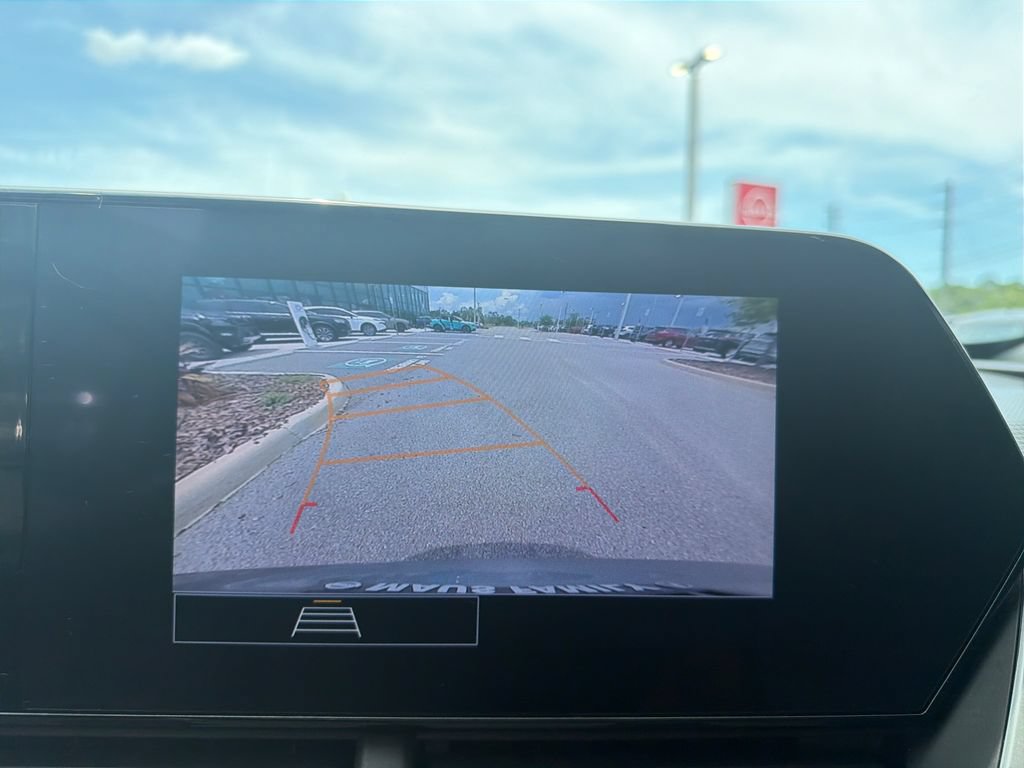 Used 2026 Chevrolet Trax LS w/ LS Convenience Package FWD image 36