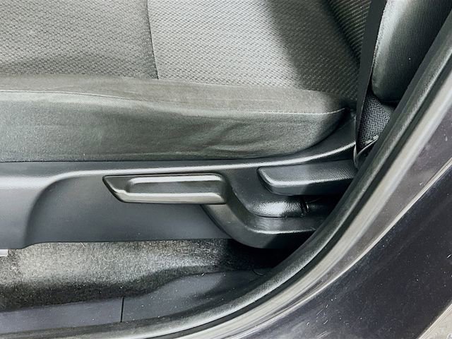 Used 2017 Honda HR-V LX image 11