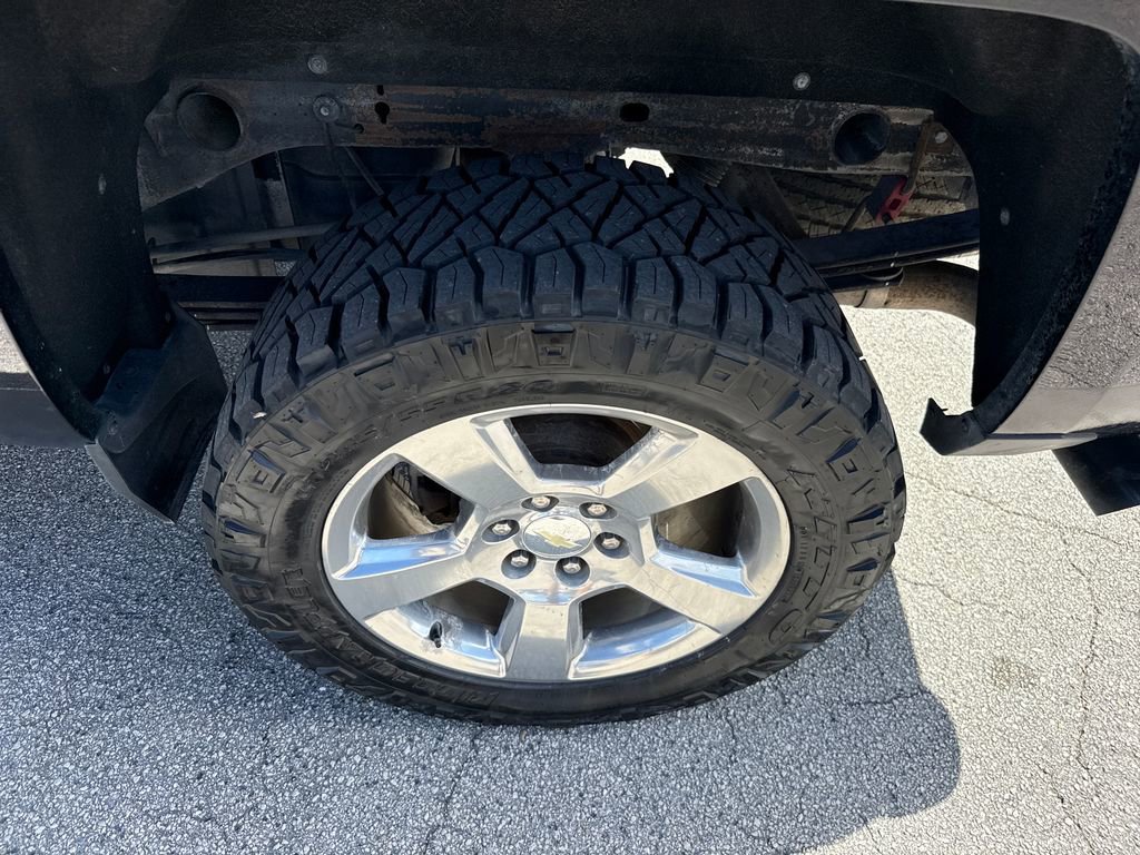 Used 2017 Chevrolet Silverado 1500 LT w/ All Star Edition image 11