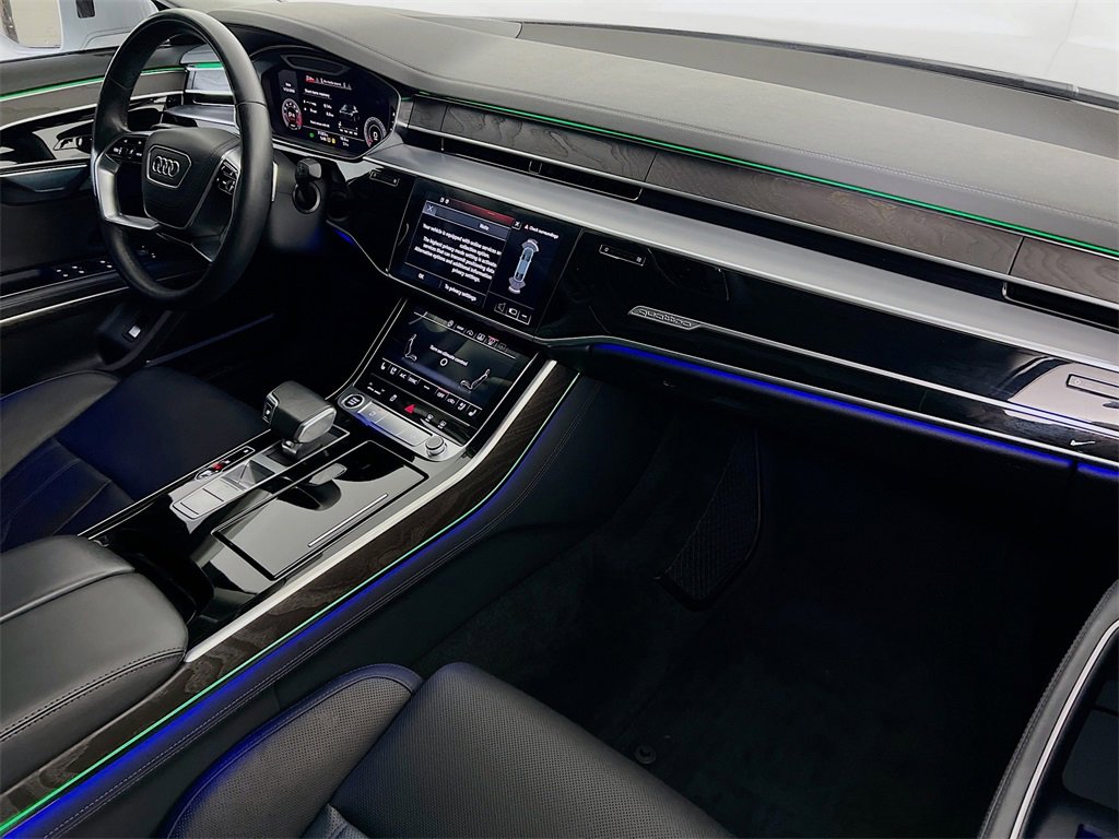 Used 2022 Audi A8 L 3.0T w/ Executive Package image 31