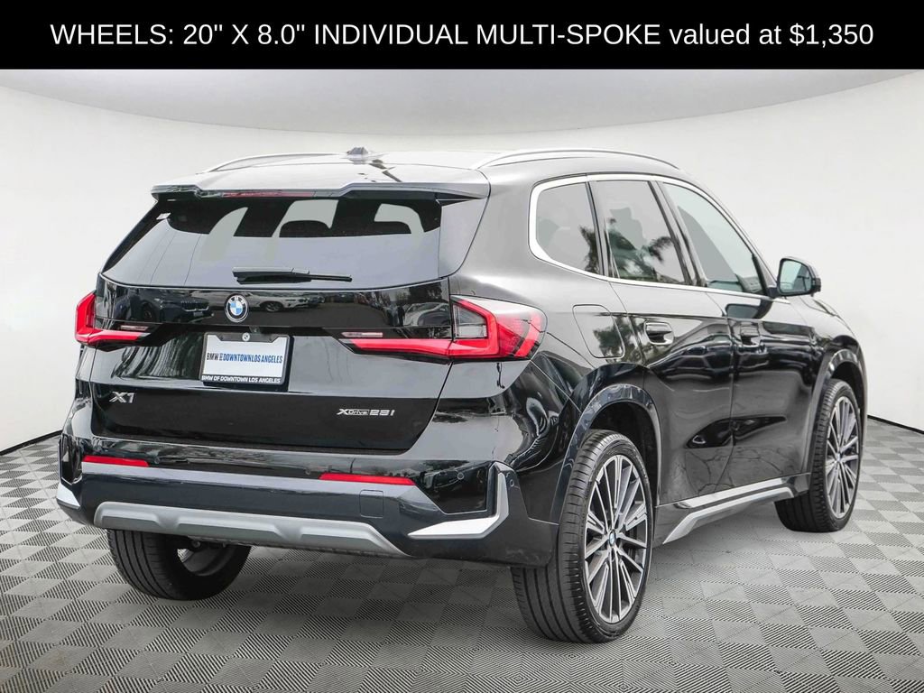 Used 2025 BMW X1 xDrive28i w/ Technology Package image 4