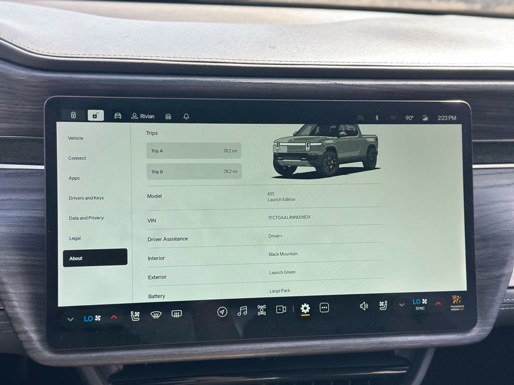 Used 2022 Rivian R1T Launch Edition image 12