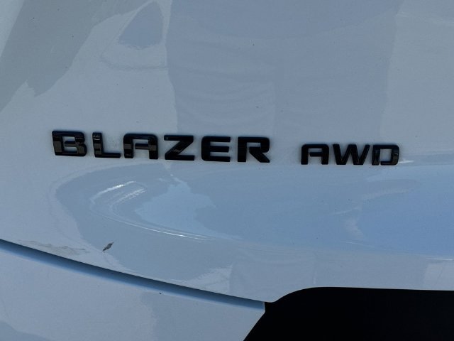 Used 2024 Chevrolet Blazer LT w/ Midnight/Sport Edition AWD/4WD image 31