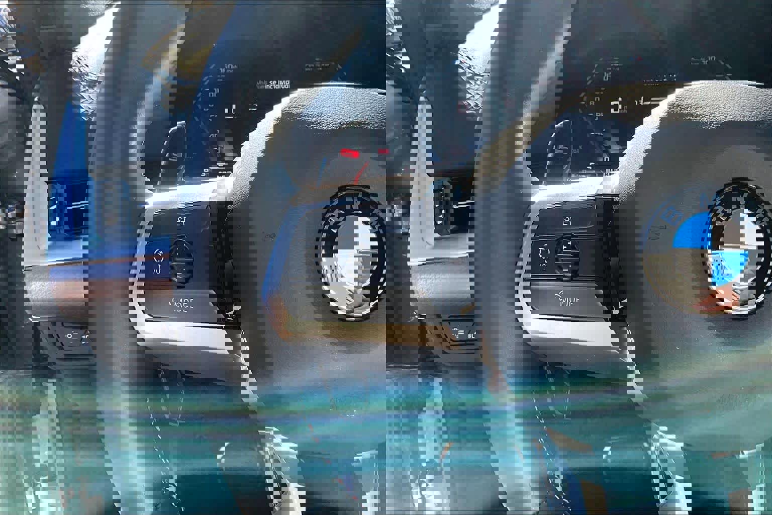 Certified 2025 BMW X2 M35i image 24