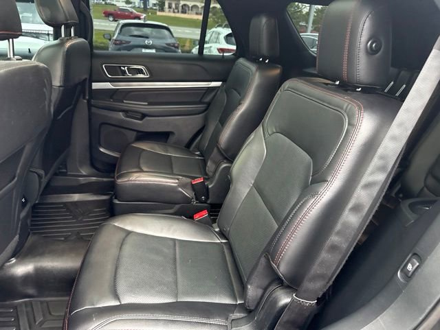 Used 2018 Ford Explorer Sport w/ Equipment Group 401A AWD/4WD image 17