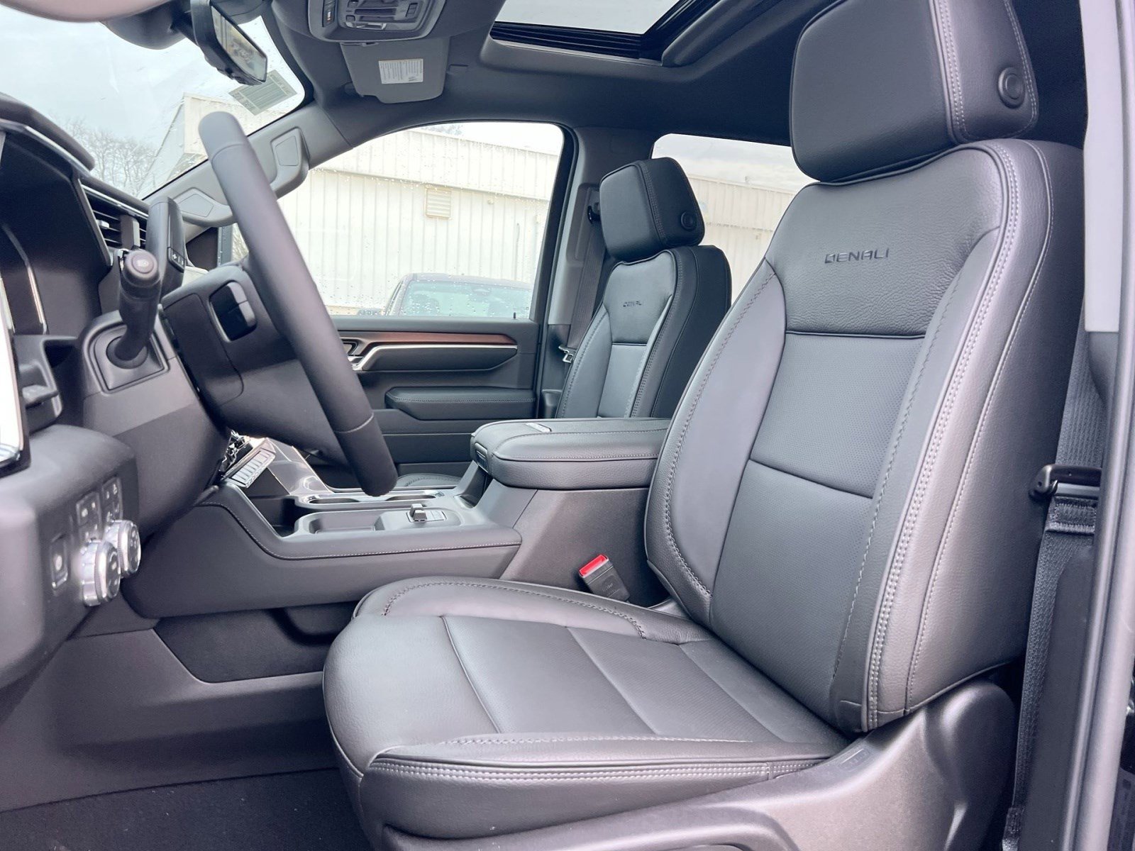 New 2026 GMC Sierra 3500 Denali w/ Denali Reserve Package image 12