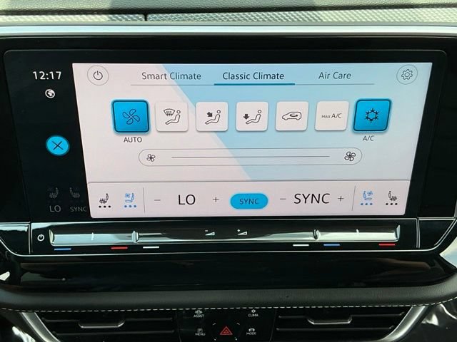 Certified 2024 Volkswagen Atlas Cross Sport SEL AWD/4WD image 25
