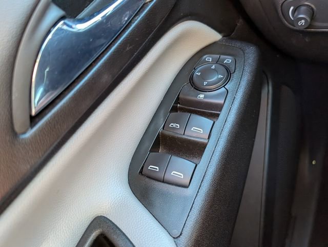 Used 2024 Chevrolet Equinox LS w/ LS Convenience Package image 38