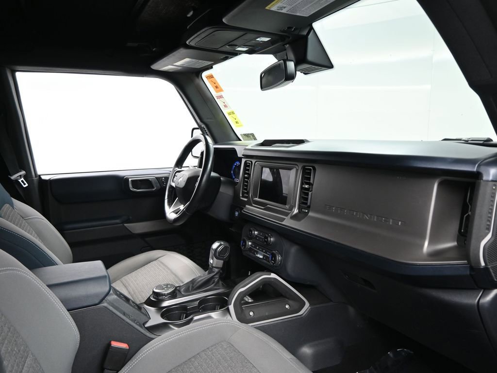 Used 2022 Ford Bronco Outer Banks image 10