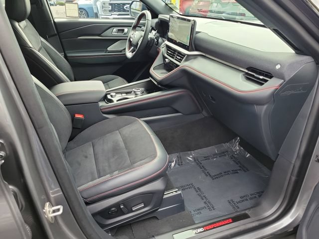 Used 2025 Ford Explorer ST w/ Sun And Sound Package AWD/4WD image 17