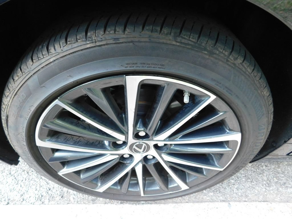 Used 2024 Lexus ES 350 w/ Premium Package FWD image 8
