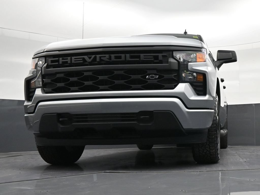 Used 2026 Chevrolet Silverado 1500 Custom w/ Turbomax Blackout Package RWD image 29
