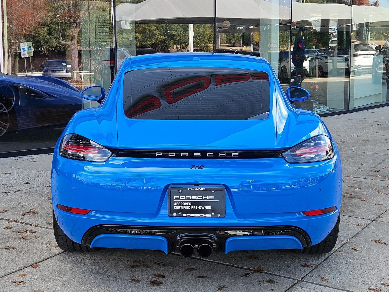 Used 2025 Porsche 718 Cayman image 10