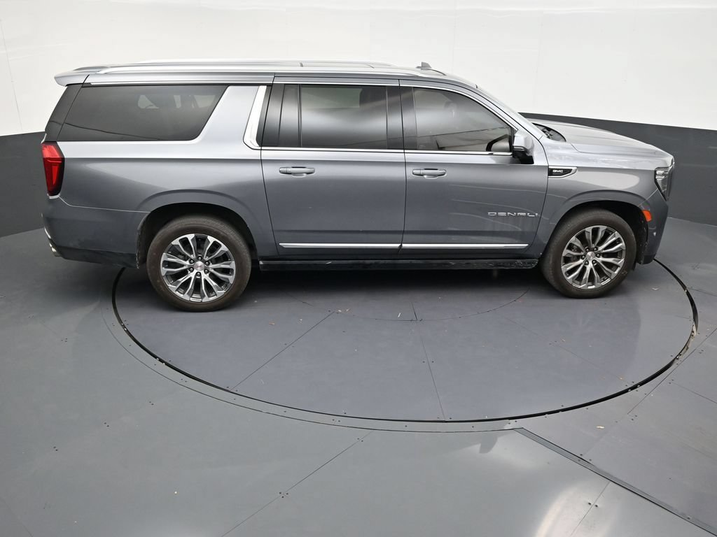 Used 2021 GMC Yukon XL Denali w/ Denali Premium Package RWD image 17