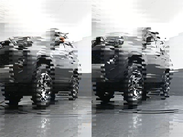 Used 2018 Toyota 4Runner TRD Off-Road image 32