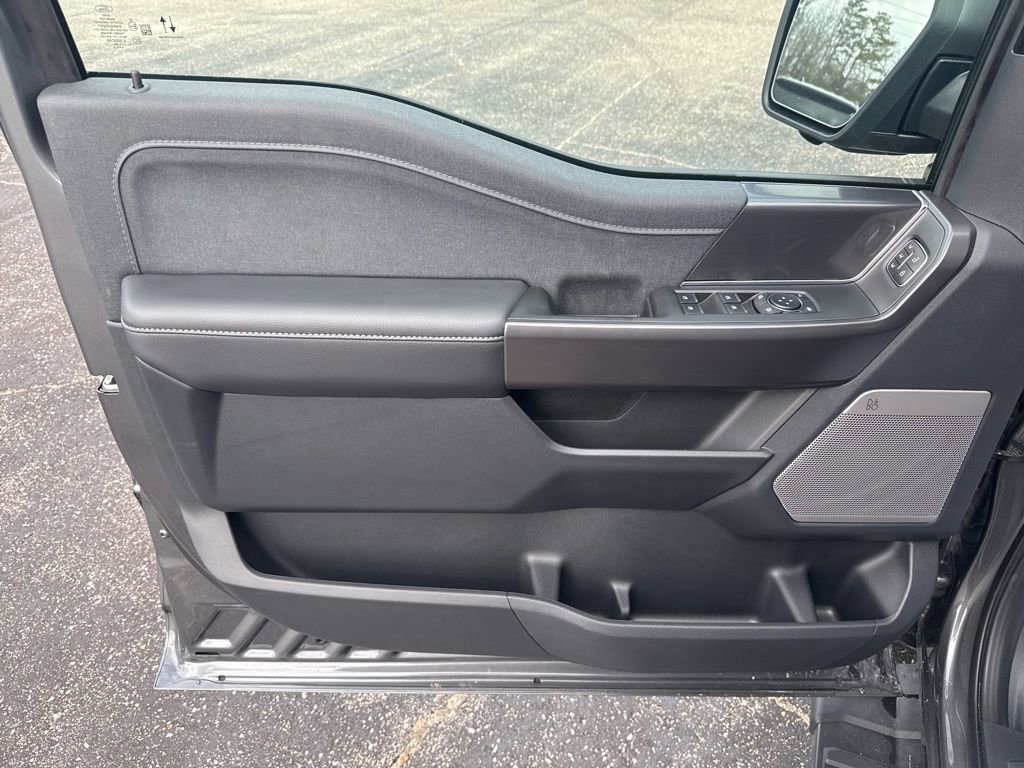 New 2026 Ford F150 Lariat w/ Equipment Group 501A Mid image 29