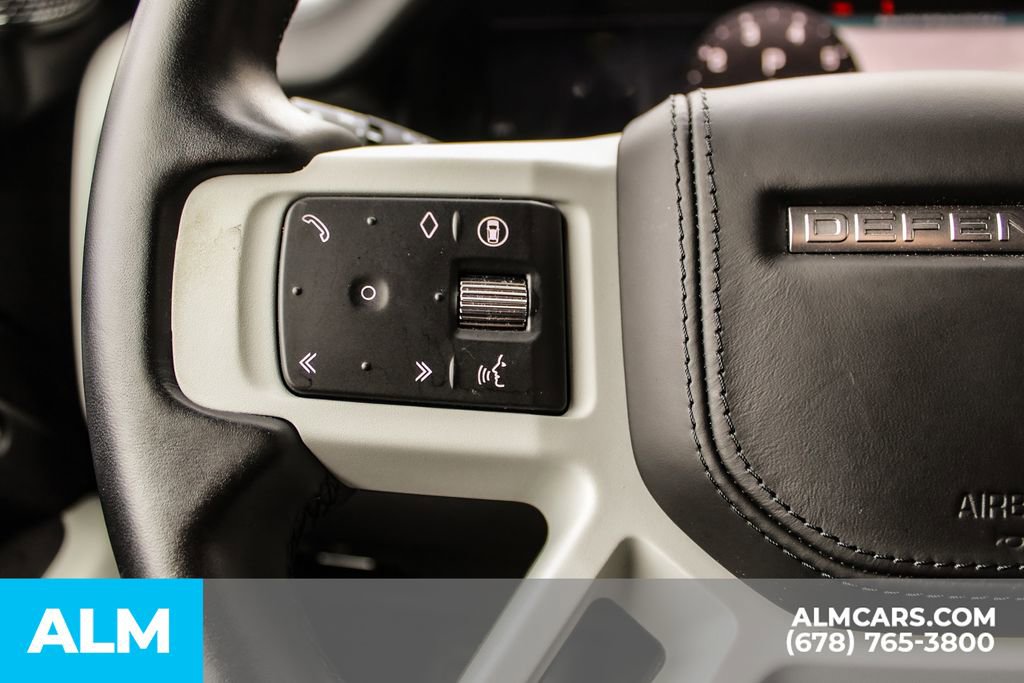 Used 2024 Land Rover Defender 110 X-Dynamic SE image 28