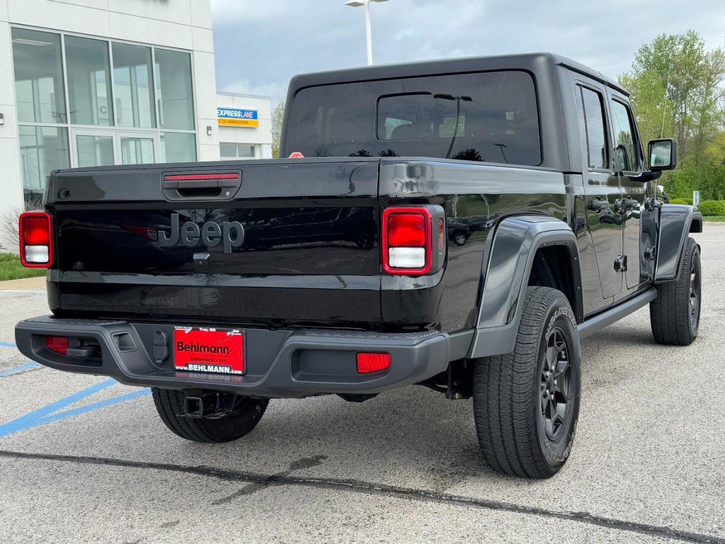 Used 2022 Jeep Gladiator Sport AWD/4WD image 4