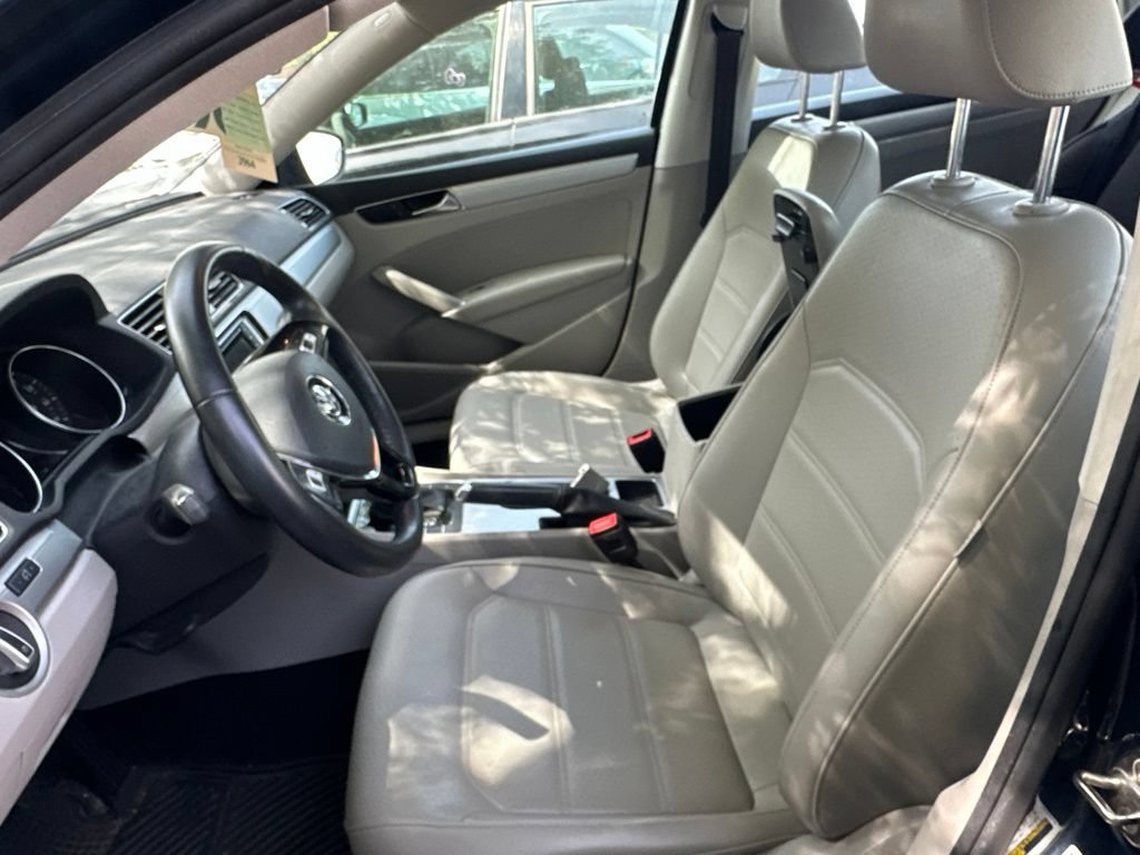 Used 2019 Volkswagen Passat 2.0T Wolfsburg FWD image 11