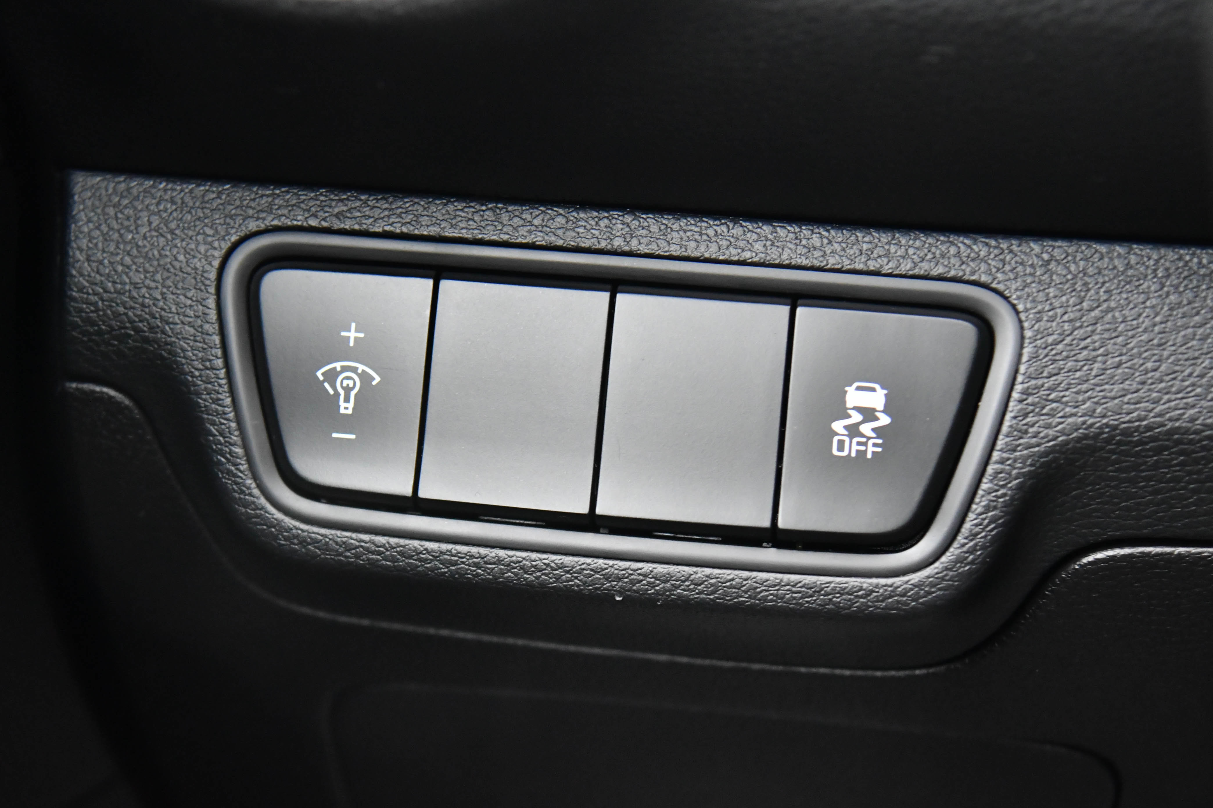 Used 2023 Kia Forte LXS image 26