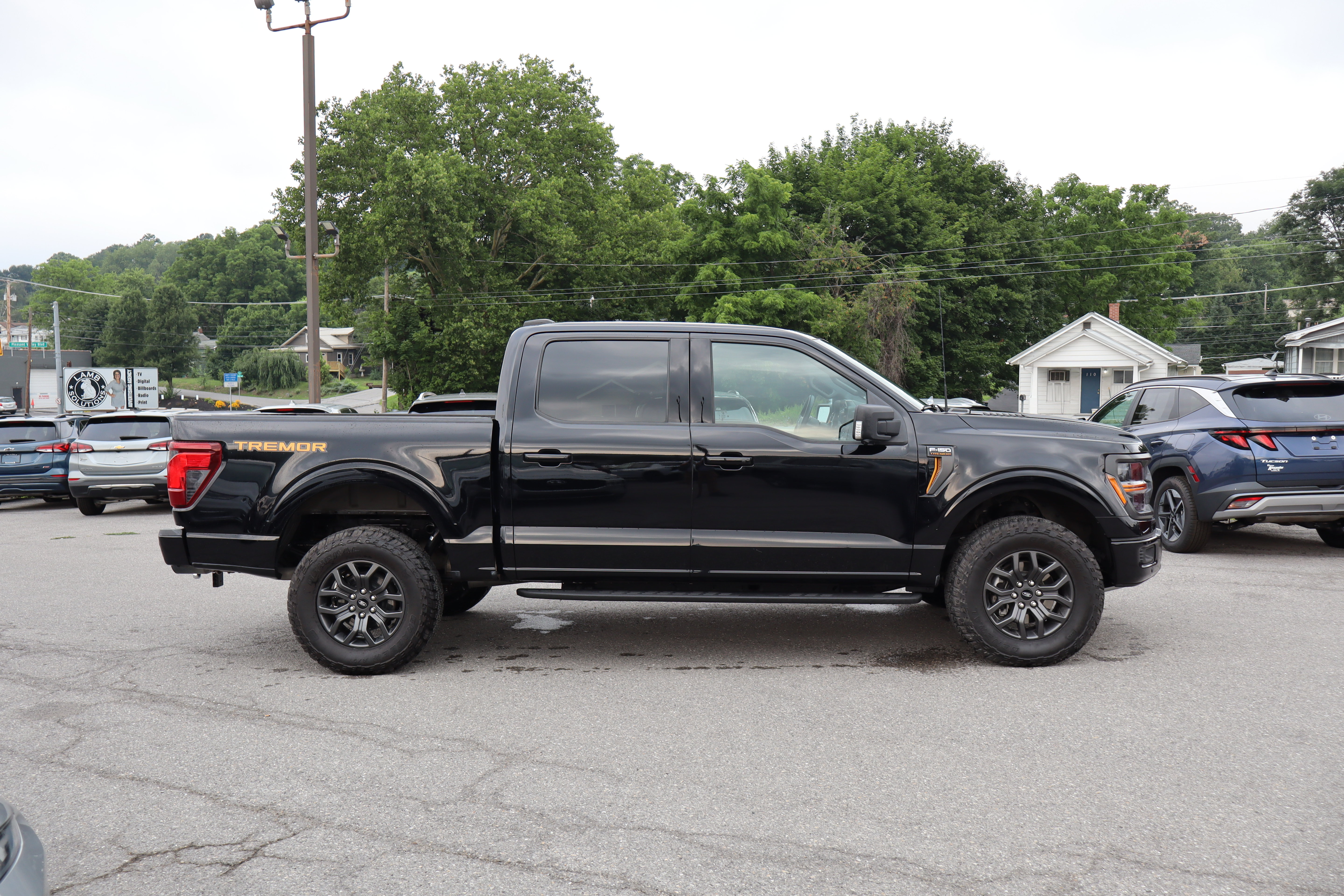 Used 2025 Ford F150 Tremor AWD/4WD image 2