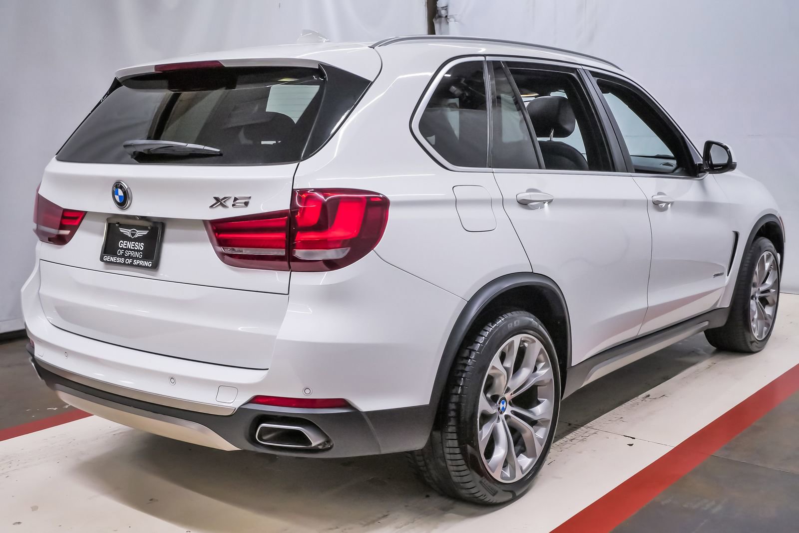 Used 2018 BMW X5 sDrive35i w/ M Sport Package image 6