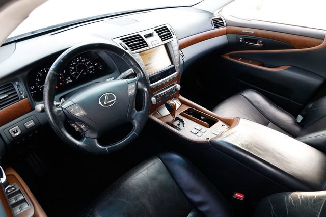 Used 2011 Lexus LS 460 w/ Sport Pkg image 6