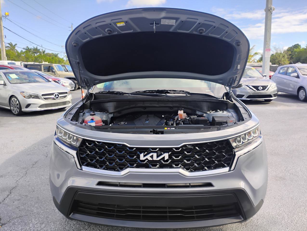 Used 2023 Kia Sorento LX FWD image 38