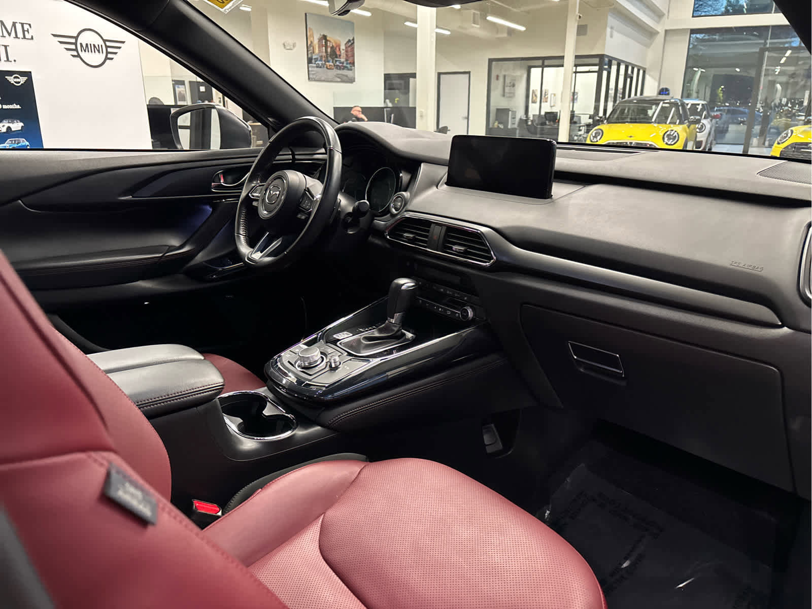 Used 2023 MAZDA CX-9 Carbon Edition image 28