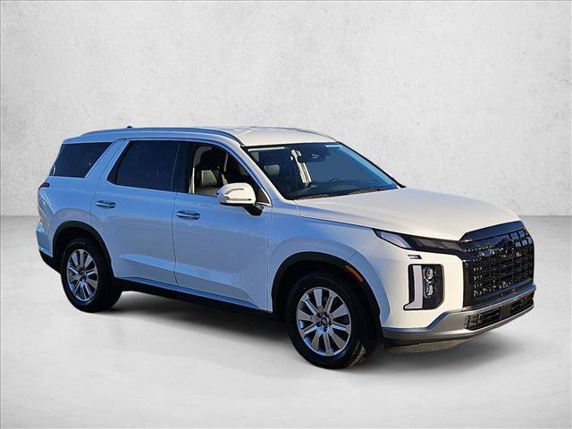 Used 2024 Hyundai Palisade SEL FWD image 3