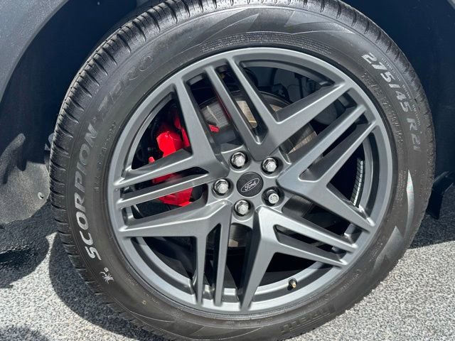 Used 2025 Ford Explorer ST-Line w/ Premium Package image 6