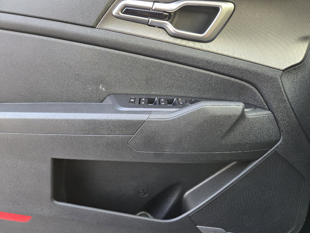 New 2026 Kia Sportage LX image 16