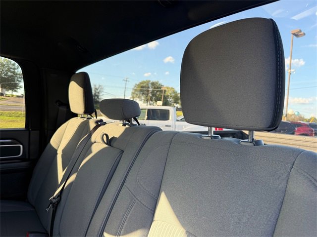 Used 2024 RAM 2500 Big Horn w/ Bed Utility Group image 31