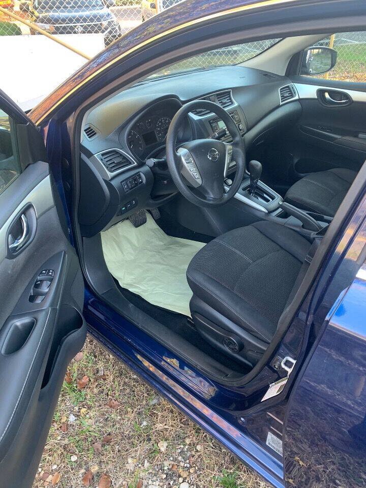 Used 2018 Nissan Sentra S FWD image 3