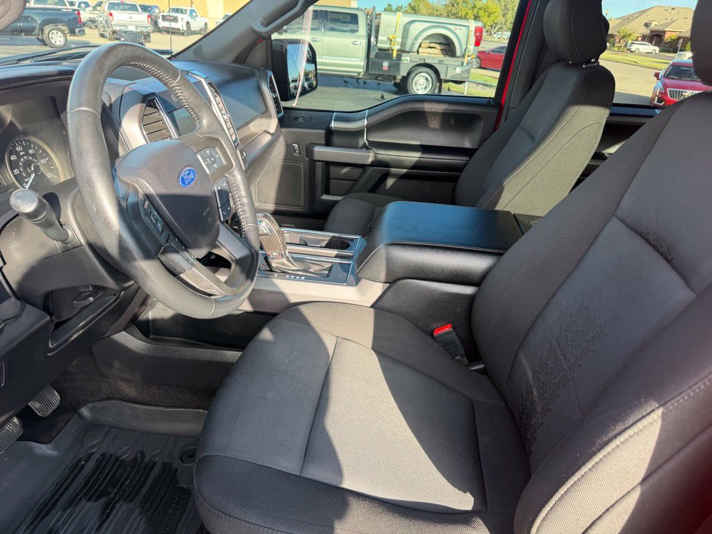 Used 2020 Ford F150 XLT w/ Equipment Group 302A Luxury AWD/4WD image 26