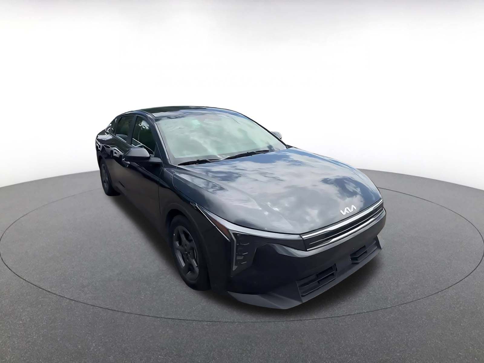 Used 2025 Kia K4 FWD image 3