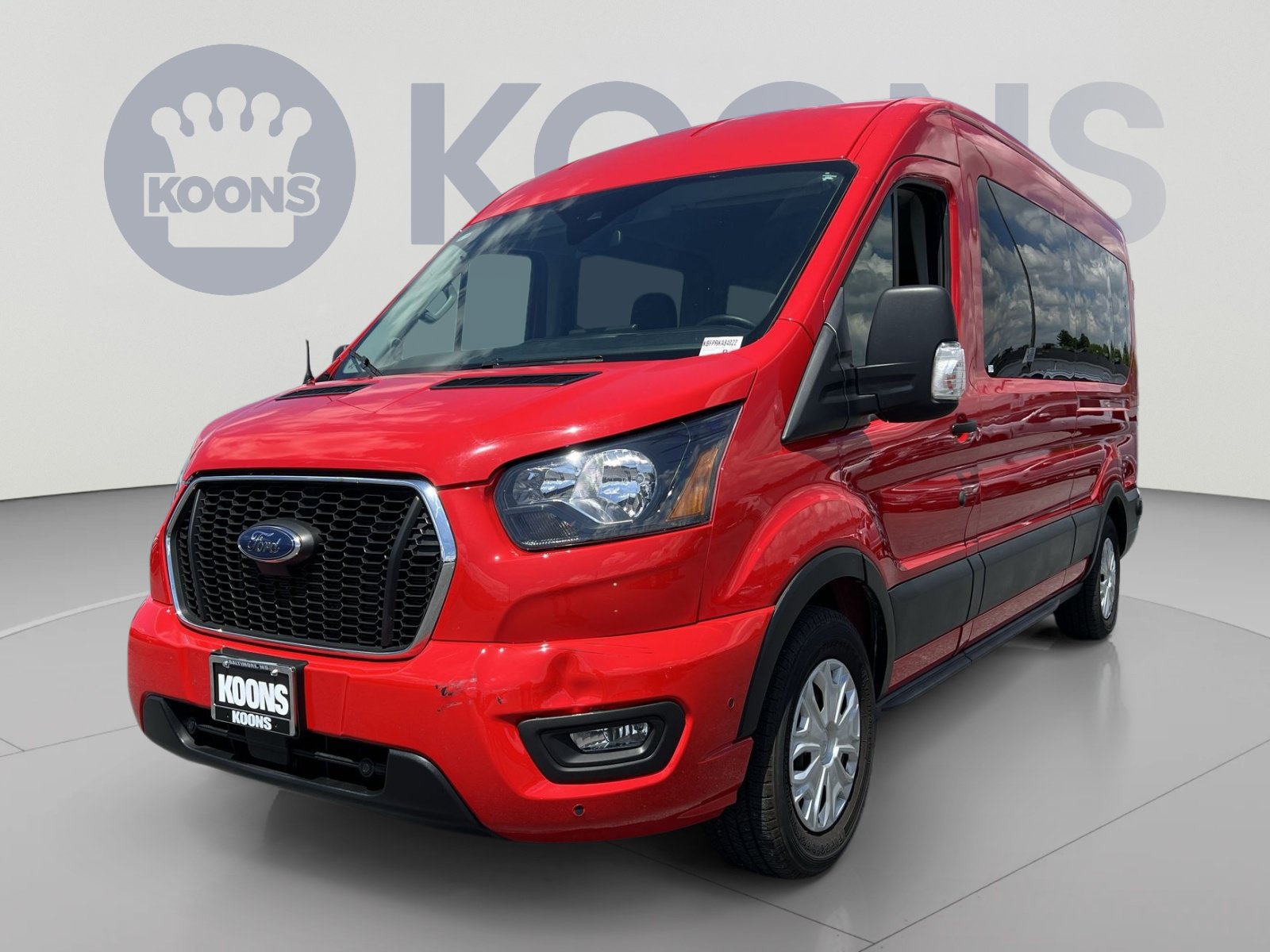 Used 2024 Ford Transit 350 XLT RWD image 1
