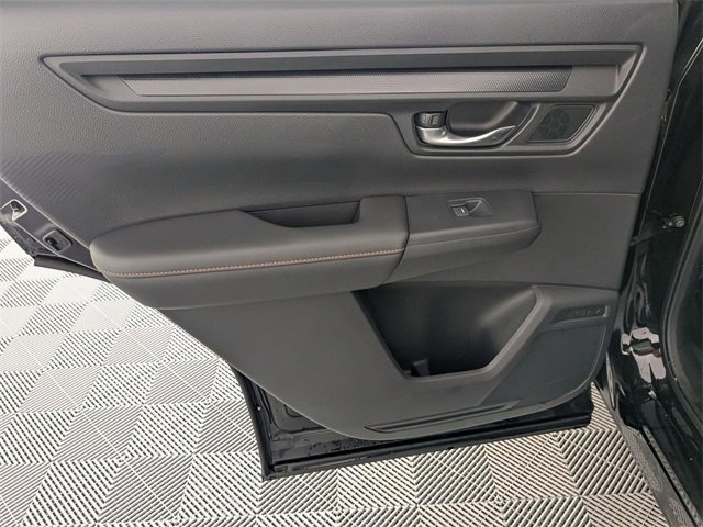 Used 2025 Honda CR-V Sport-L image 29