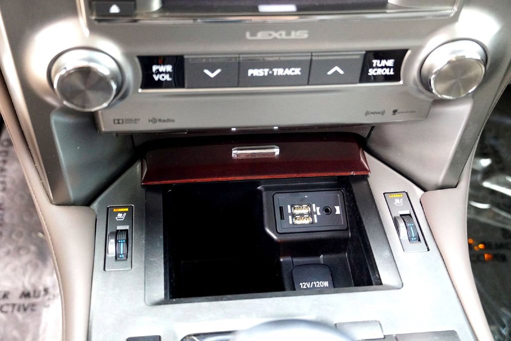 Used 2017 Lexus GX 460 image 15