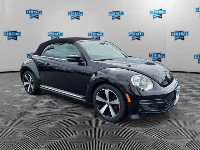 Used 2015 Volkswagen Beetle R-Line image 13