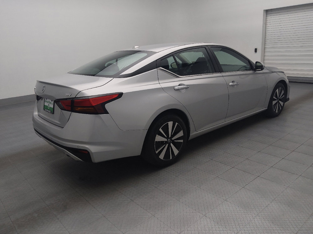Used 2022 Nissan Altima 2.5 SV w/ SV Premium Package image 10