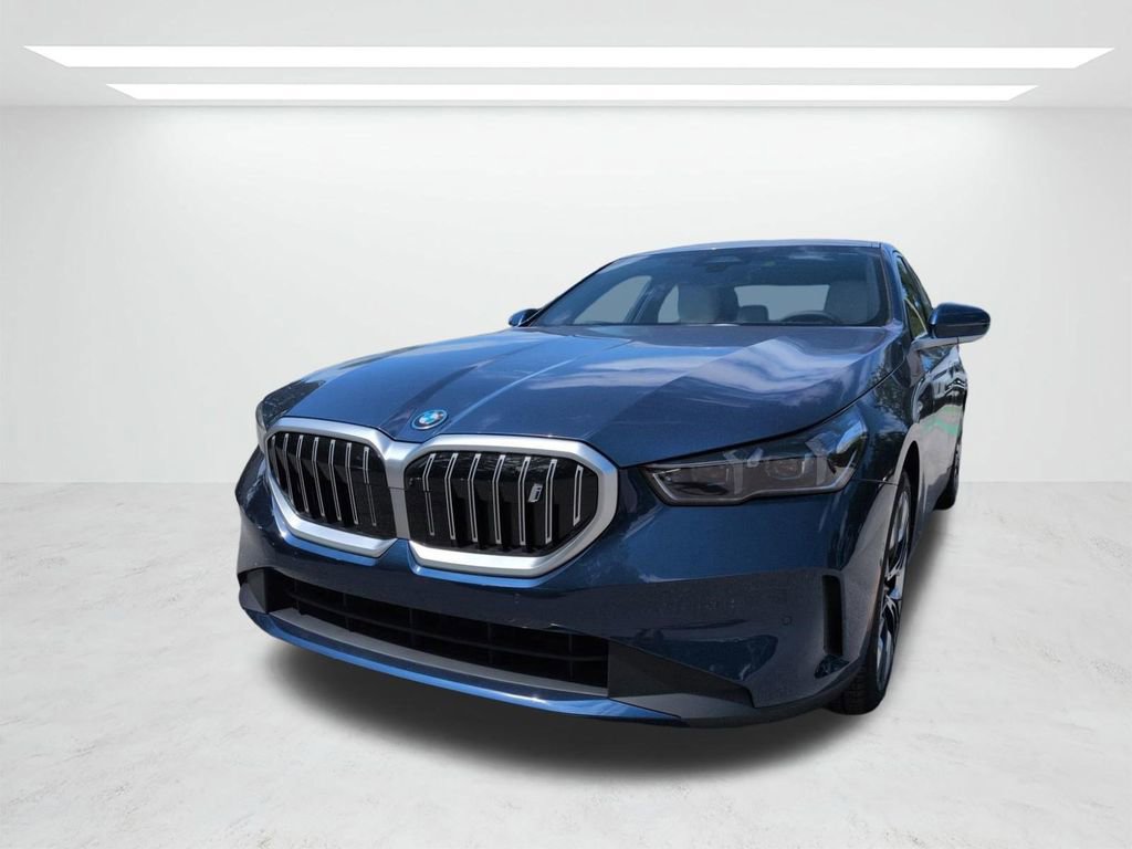 New 2026 BMW i5 eDrive40 w/ Premium Package AWD/4WD image 8