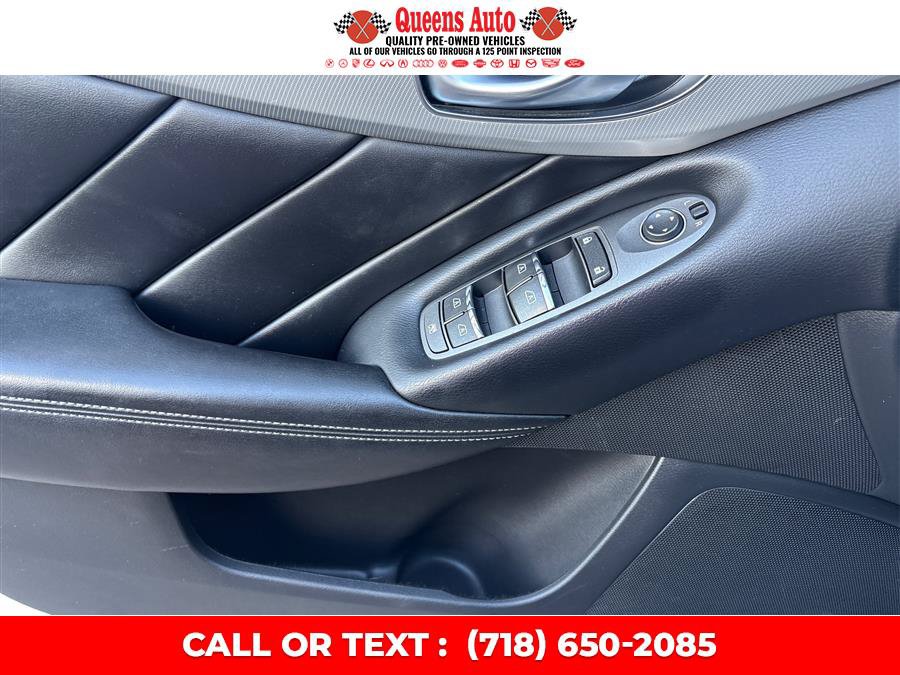Used 2021 INFINITI Q50 Luxe w/ Cargo Package AWD/4WD image 23