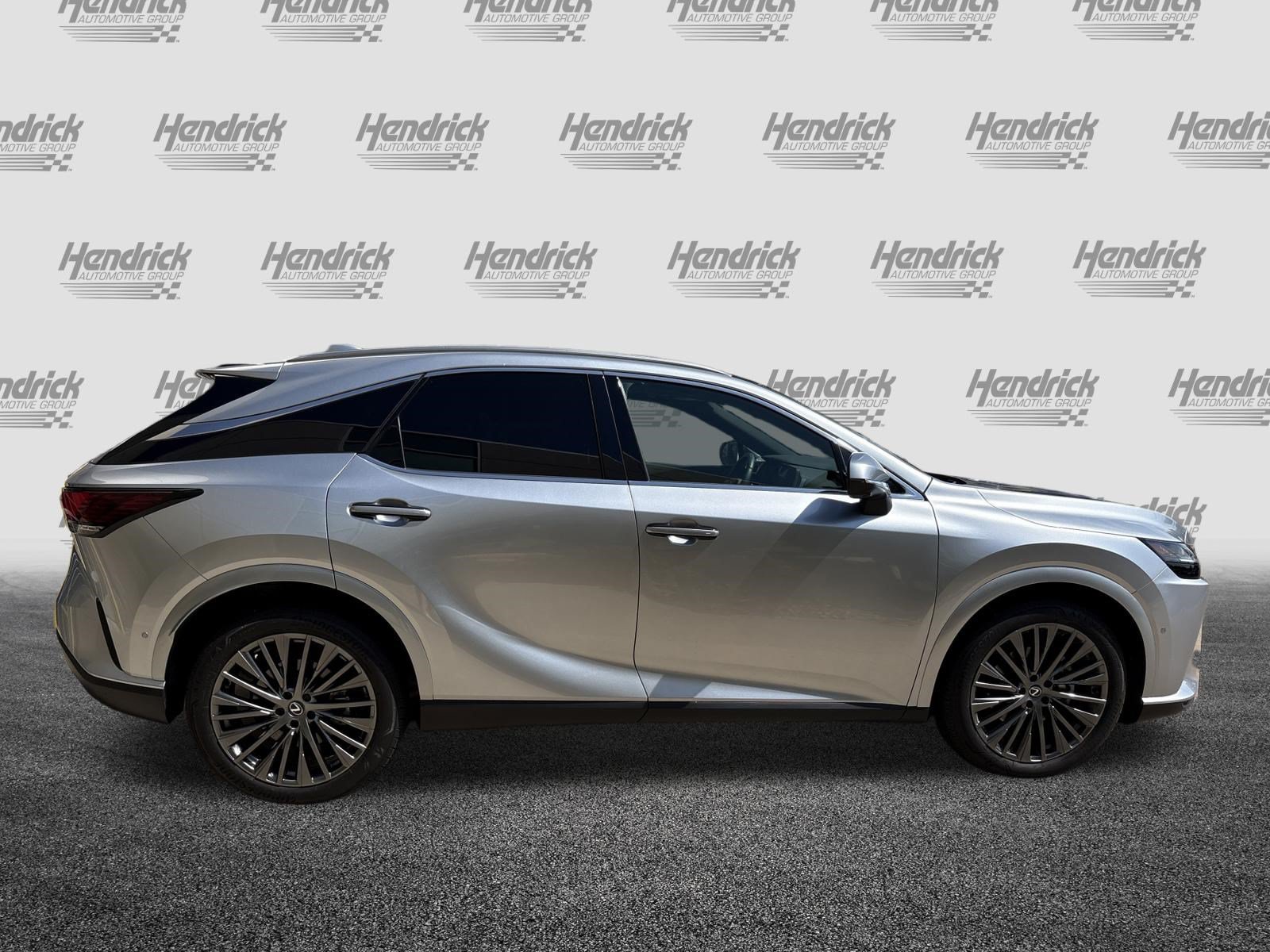 Used 2025 Lexus RX 350 w/ Convenience Package AWD/4WD image 11