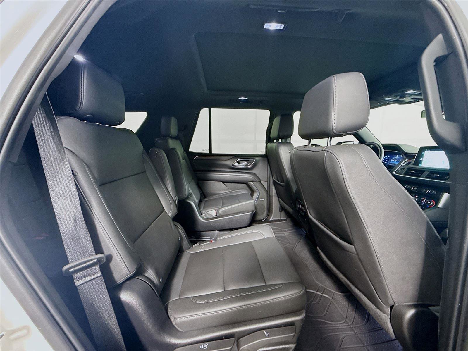 Used 2022 Chevrolet Tahoe LT w/ Luxury Package image 22