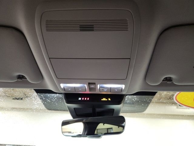 Certified 2025 MAZDA CX-70 Plug-In Hybrid w/ Premium Pkg image 17