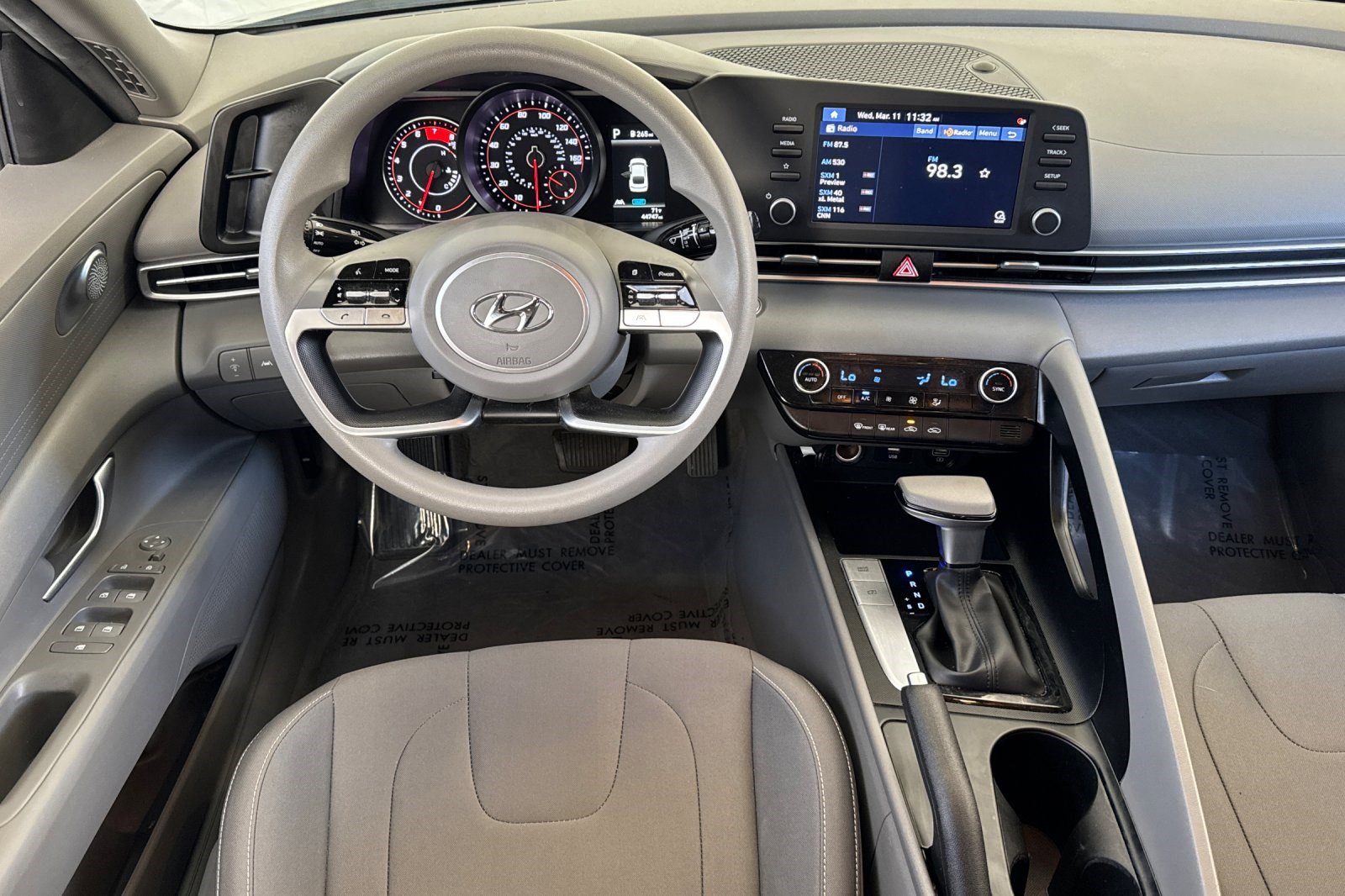 Used 2023 Hyundai Elantra SEL image 28