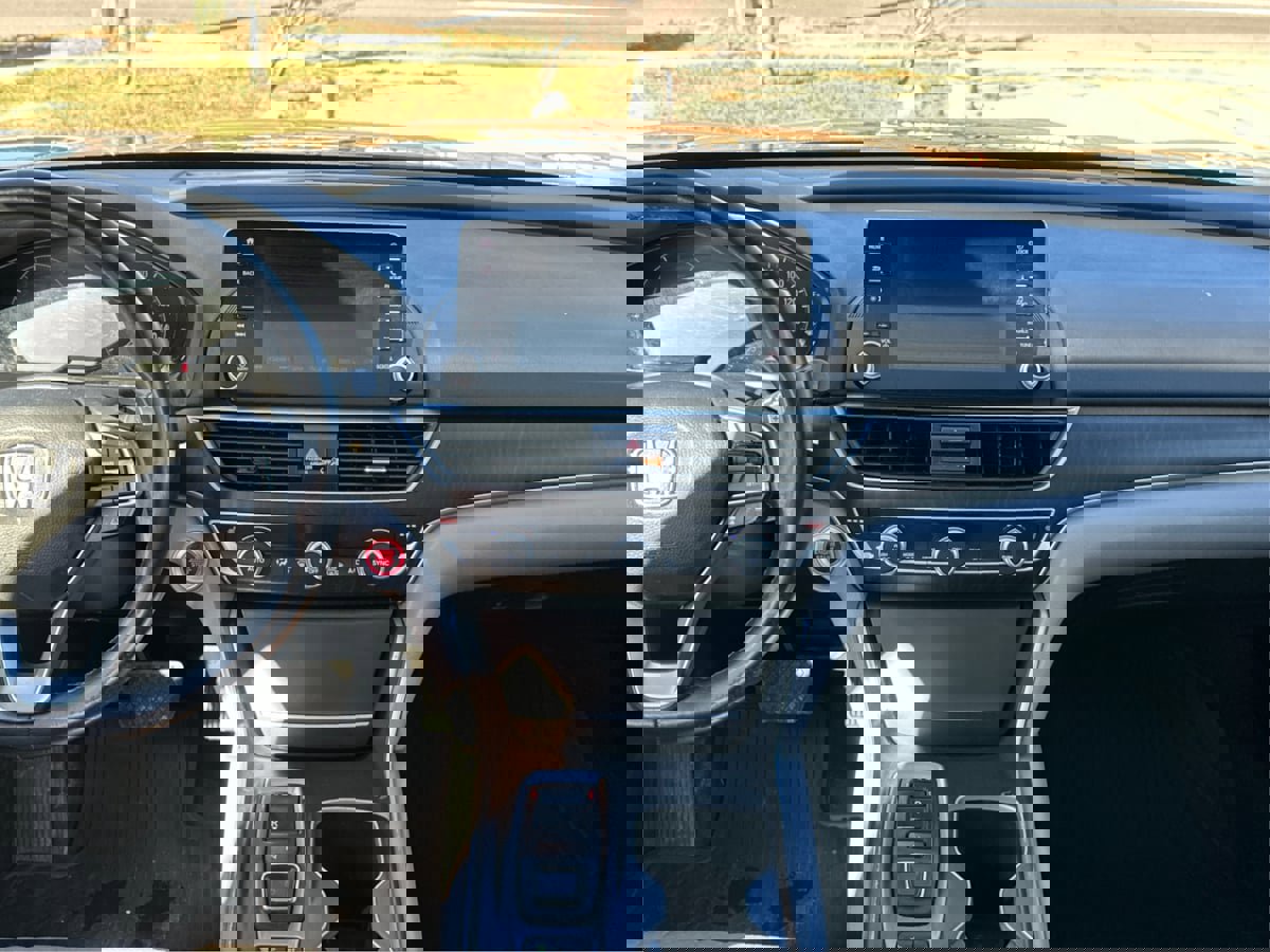 Used 2019 Honda Accord EX-L image 19